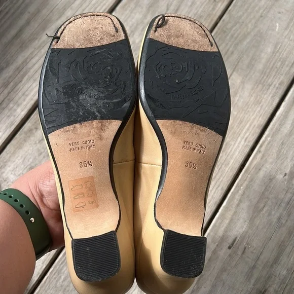 Vero Cuoio Cream Flats - Picture 5 of 9